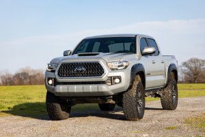 Toyota Tacoma Fender Flares - Rough Country - Pocket - 6V7 Army Green - '16-'23